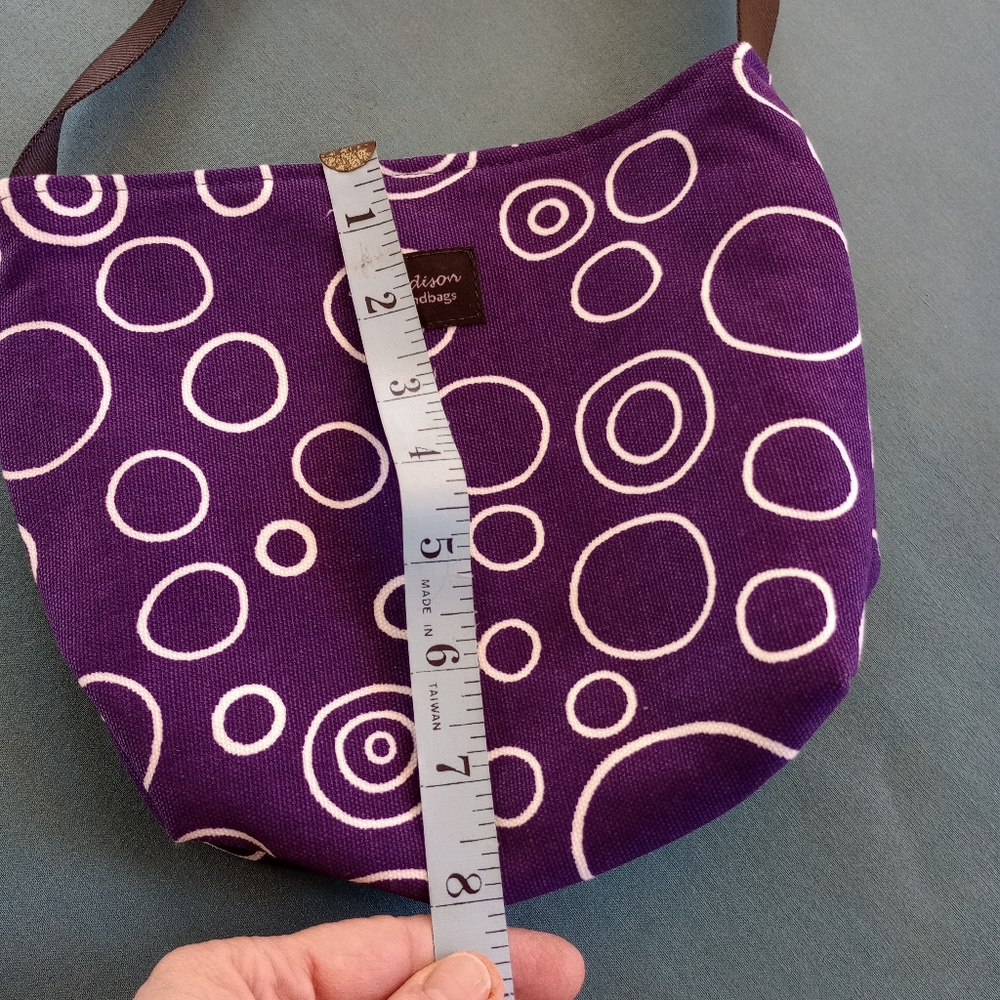 Small Madison Handbag - Picture 2 of 6
